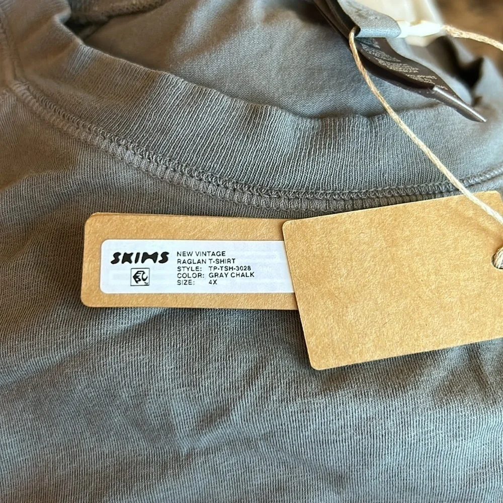 Skims (G1)New Vintage Cropped Raglan T-Shirt Crewneck ShortSleeve GrayChalk 4X - Picture 3 of 3